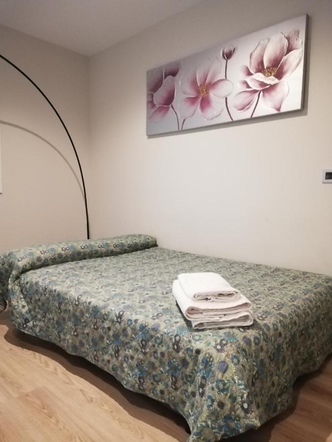 Apartamento Servet, Parking Gratuito Bormujos Bagian luar foto